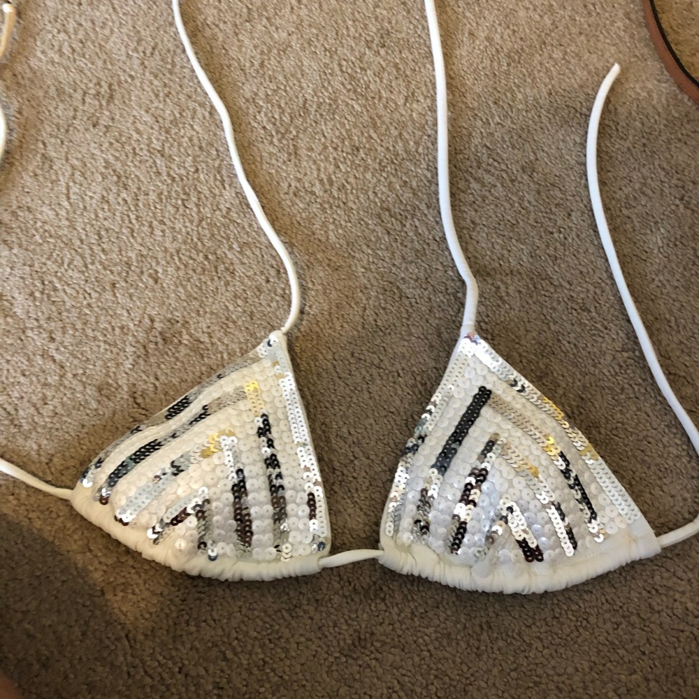 Bikini top